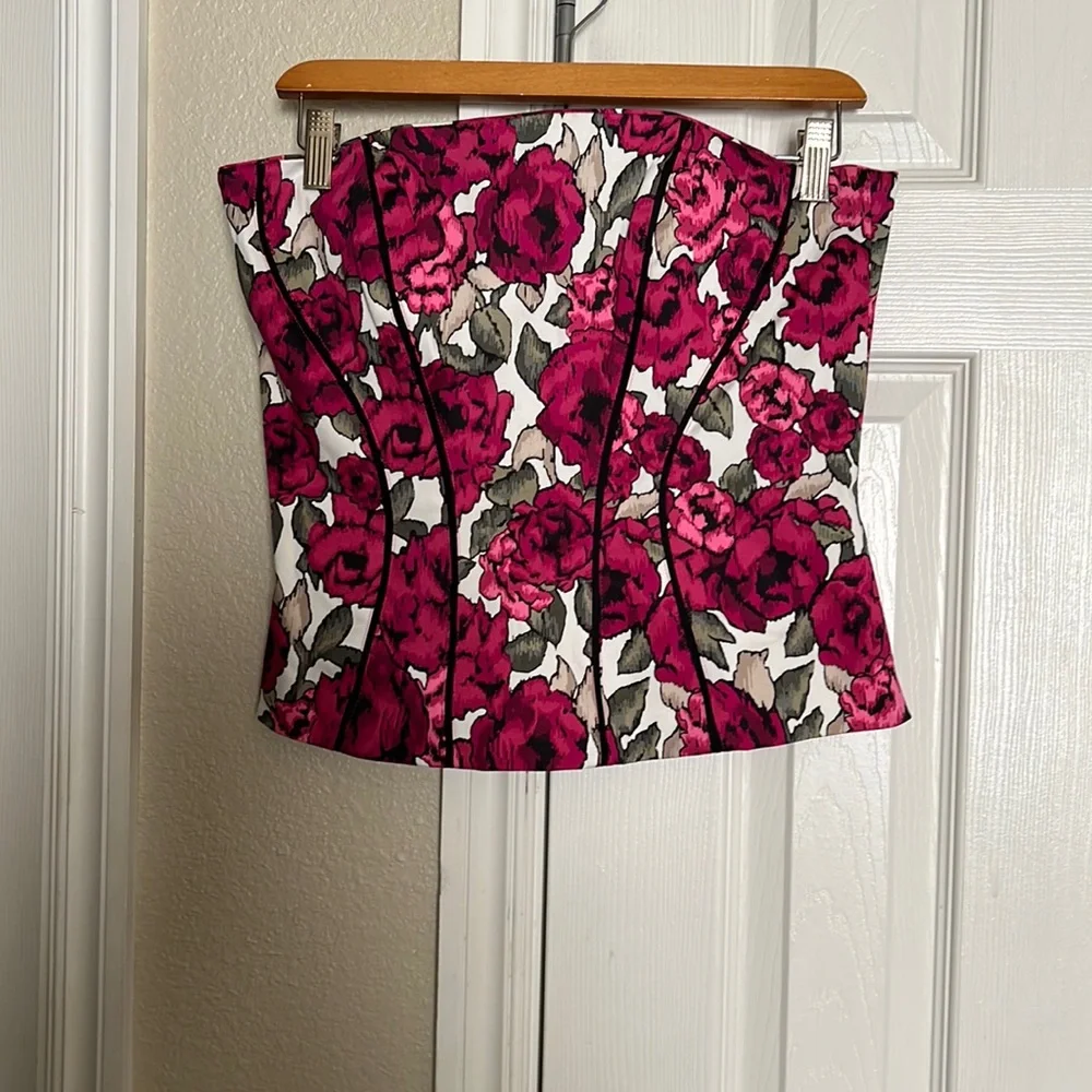 Bustier - Picture 1 of 2